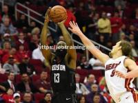 星空体育-热火队遭遇连败，霍乐迪状态下滑