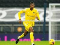 星空体育-热刺后防防线缺失，需及时补强