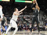 星空体育-球员个人技术绝佳三分绝杀引爆现场