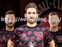 星空体育-纽伦堡队员苦战取胜，壮志未酬之下