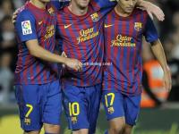 星空体育-曼联主场完胜，继续朝着目标迈进