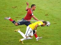 星空体育-哥伦比亚后卫受伤，球队实力受影响