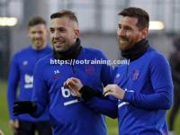 星空体育-巴塞罗那阵容齐整，联赛连胜