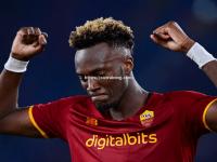 星空体育-罗马新援小将表现抢眼，球队信心大增