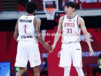 星空体育-广东宏远险胜北京首钢，总决赛火爆开幕引众多球迷热议