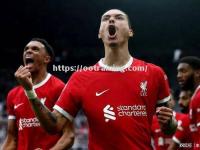 星空体育-利物浦中卫因伤病离场，团队调整战术