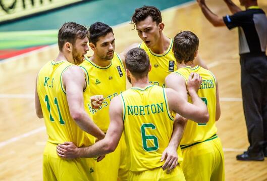 NBA球员代表团成功赴大洋洲开始全明星赛之旅