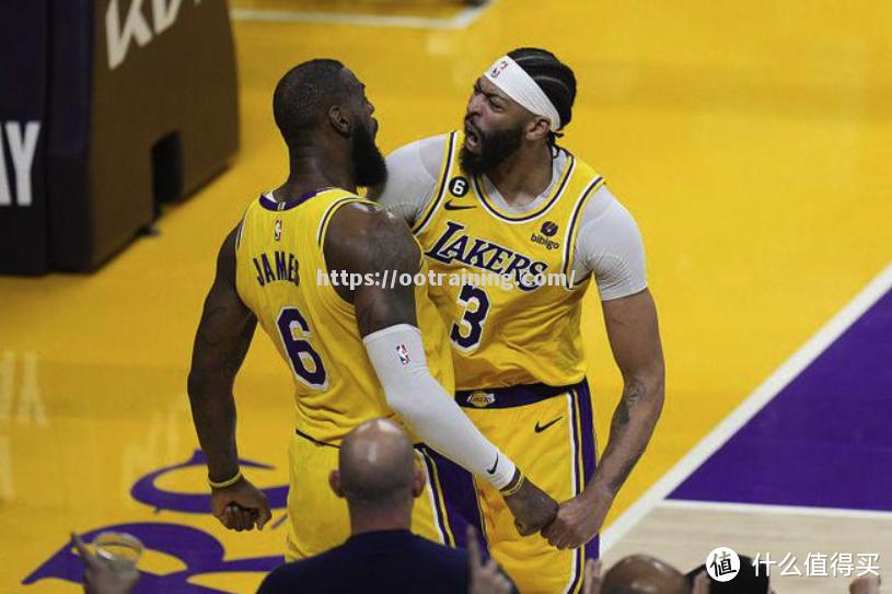 热火擒湖人，巴特勒全场25分