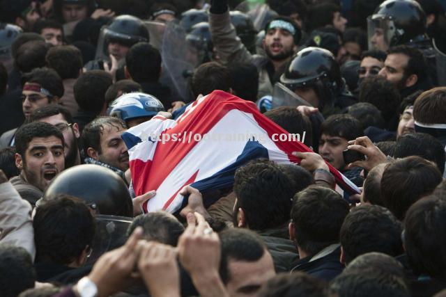 摩纳哥防守乏力再度失利，保级形势岌岌可危