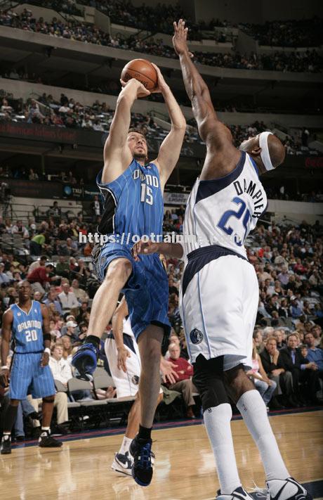 魔术实力碾压对手，轻松取胜