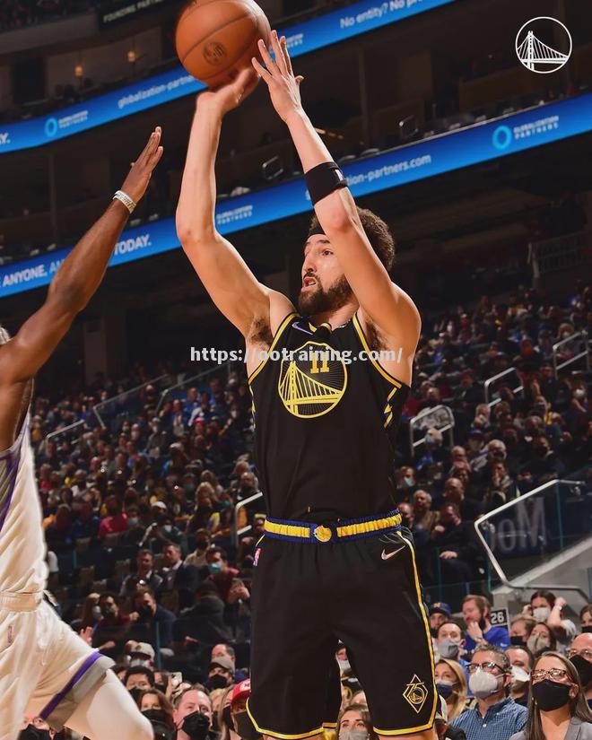 勇士胜利在望，弗雷戴得夸张飙分