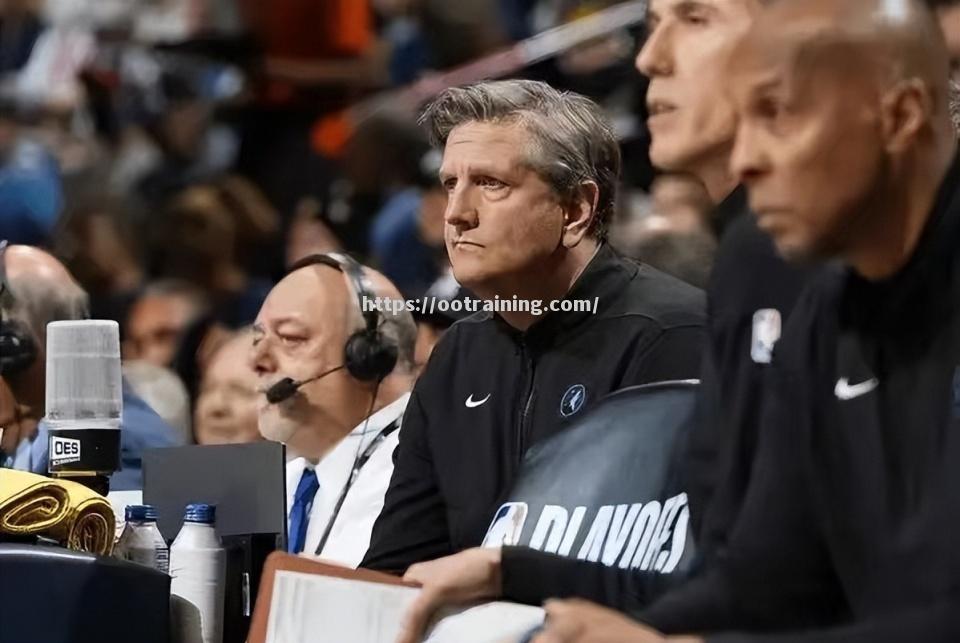 报告，欧锦赛场上的胜负天平