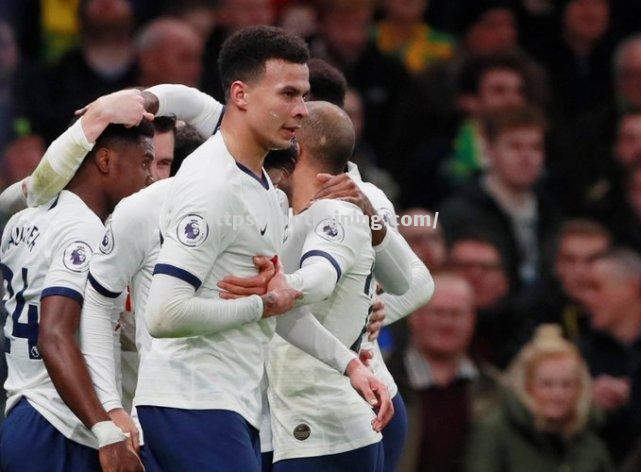 切尔西2-0击败诺维奇，泰瑞打破进球荒