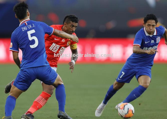 申花客场大胜恒大，取得三连胜