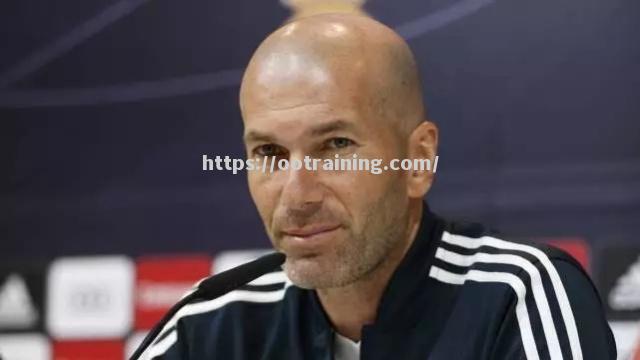 南特主教练带领球队重返巅峰