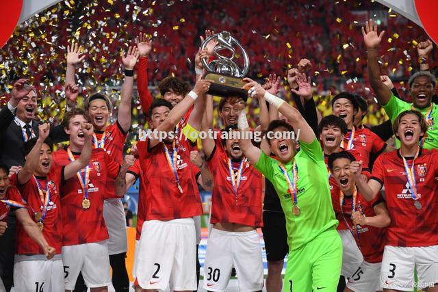 一场精彩的亚冠比赛呈现出火爆的对决