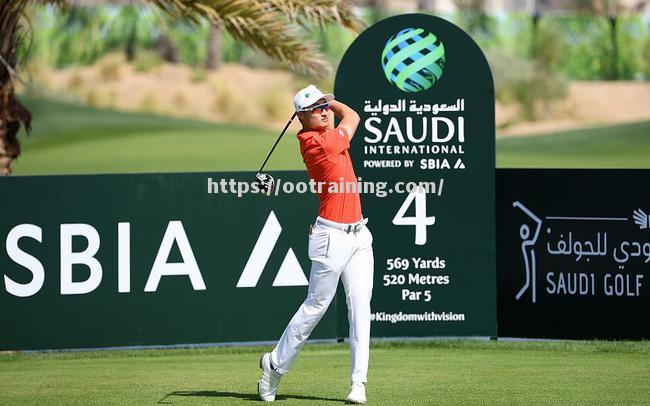 欧预赛赛场新风暴，场上情绪高涨引发激烈碰撞