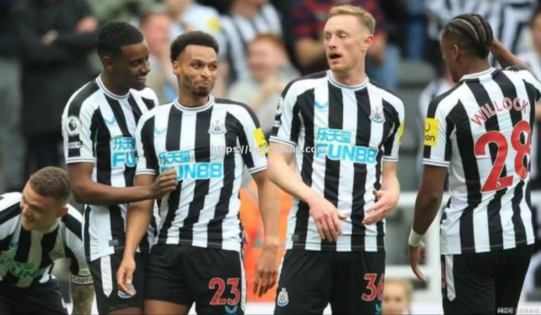 拉齐奥主场完胜，排名升至联赛第三