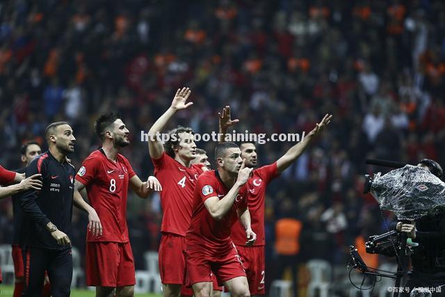 拜仁慕尼黑遭遇滑铁卢，前途堪忧