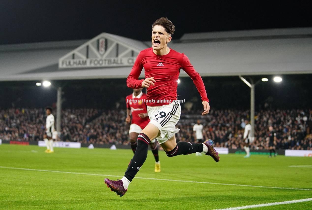 利物浦晋级势不可挡,独步天下 利物浦晋级势不可挡,独步天下