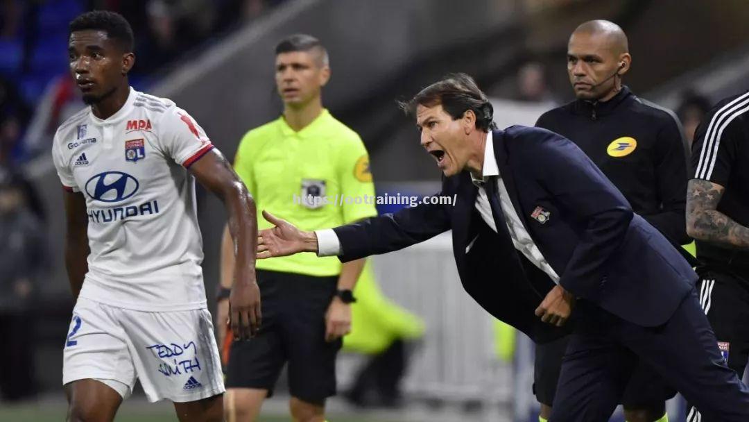 亚眠主场战胜对手,保持胜利势头 亚眠主场战胜对手,保持胜利势头