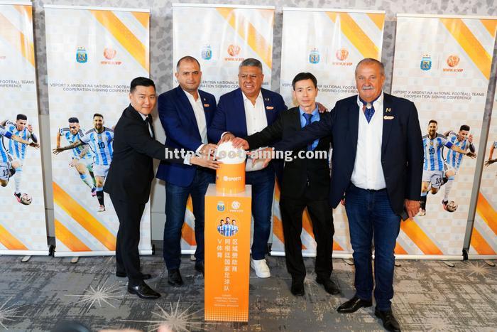 赛场上的激情碰撞,谁将笑到最后? 赛场上的激情碰撞,谁将笑到最后?