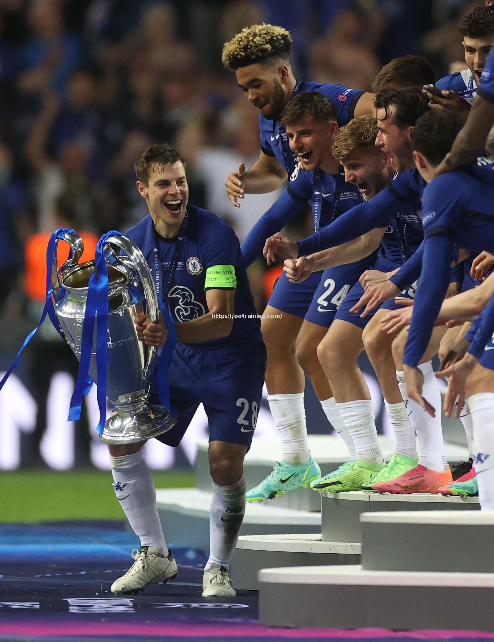 里昂铁血拼搏,决战欧冠决赛 里昂铁血拼搏,决战欧冠决赛