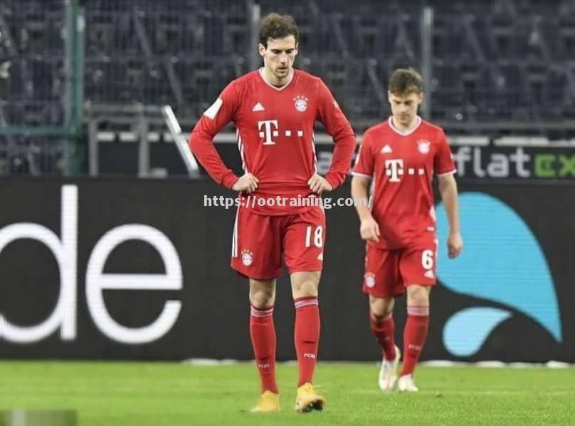 沙尔克04主场不敌拜仁慕尼黑，保级形势堪忧