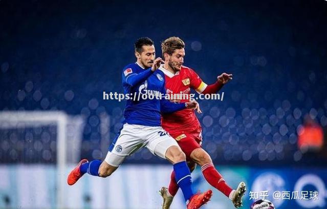 沙尔克04防线失误频频，连遭失利局面堪忧