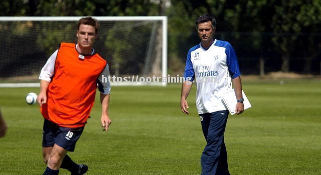 欧洲足球明星实力横扫对手，队伍获得胜利