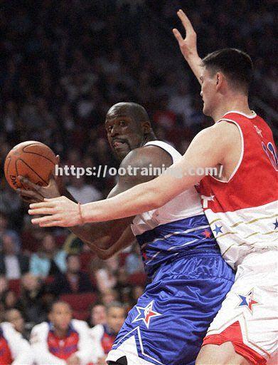 美国篮球全明星盛大开启，实力较量激烈