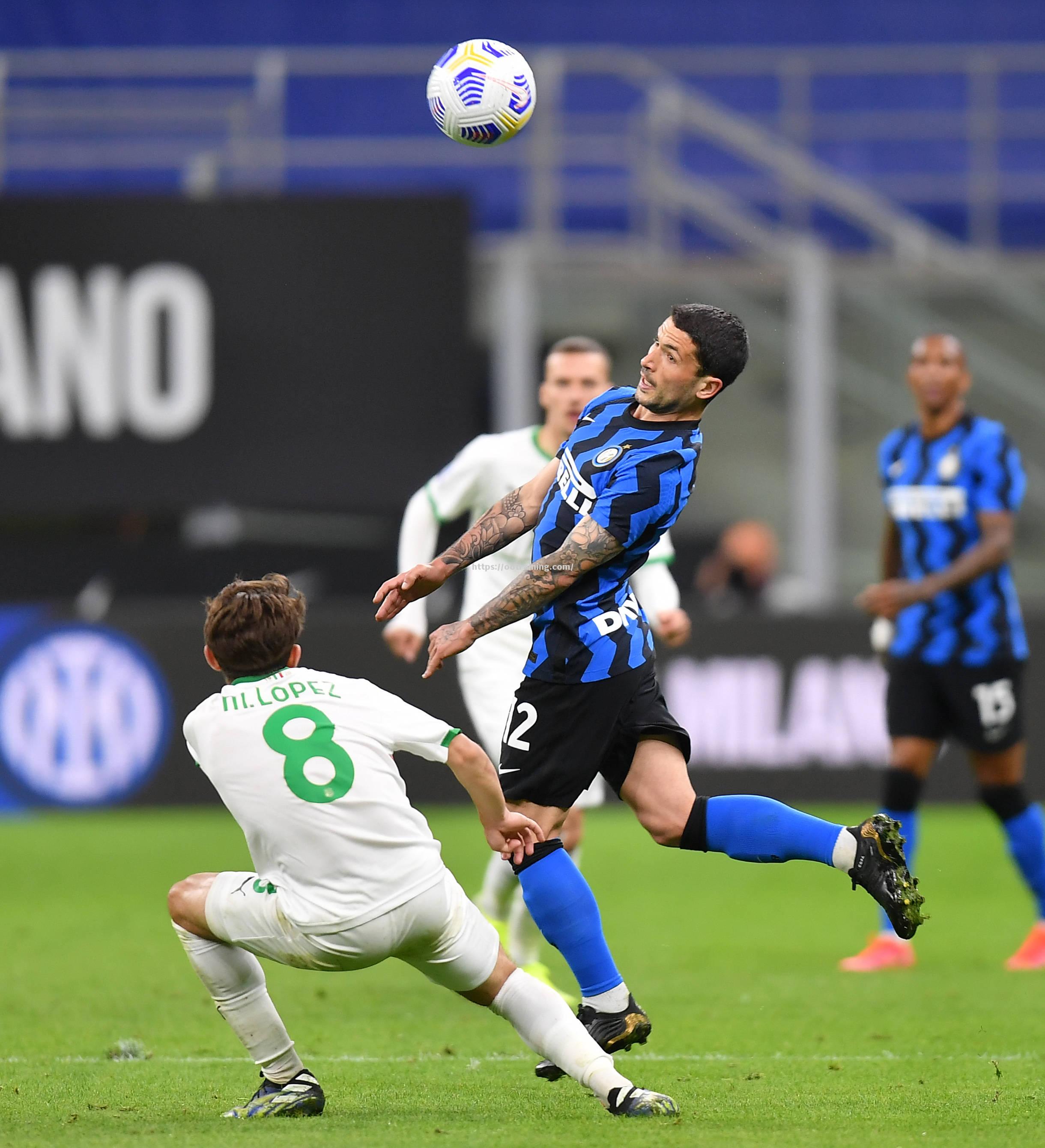 萨索洛球员状态火热，领先比赛