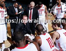 火箭队全队齐心协力，夺得胜利宝座