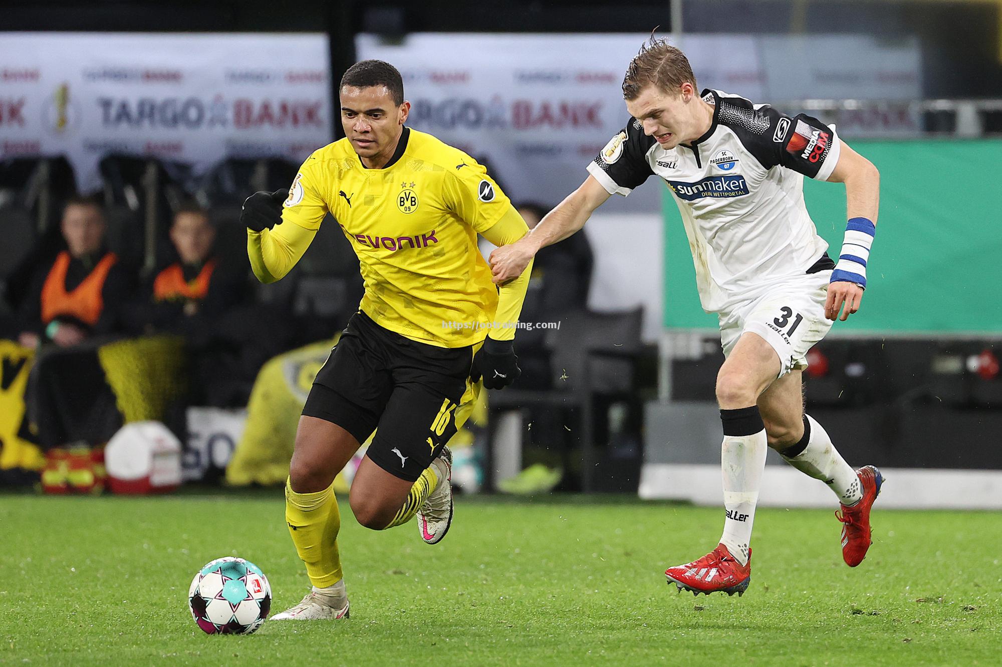 波尔多队在比赛中踢出精彩战术