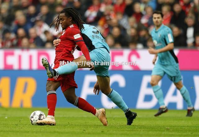 纽伦堡主场大胜弗赖堡，豪取德甲首胜