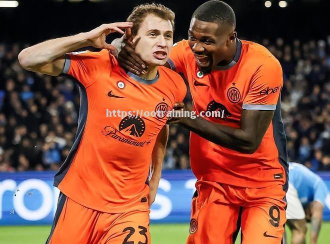 蓝黑军团主场失利，艰难一战不敌对手