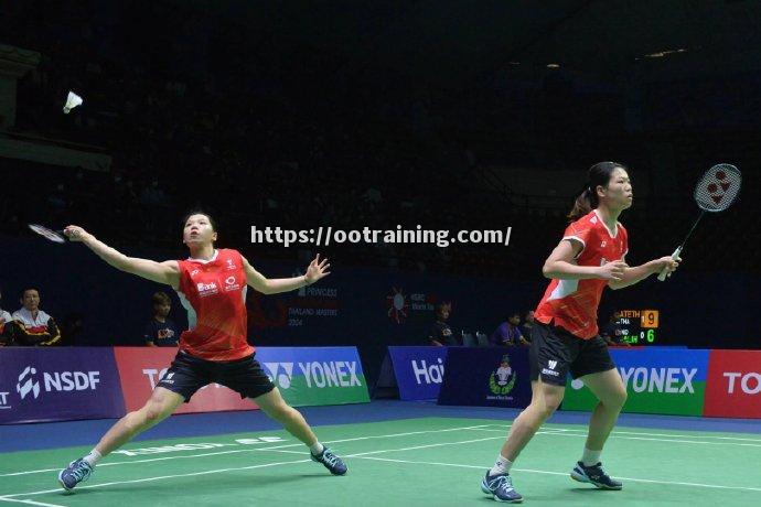 韩国羽毛球选手惊险胜出,晋级半决赛 韩国羽毛球选手惊险胜出,晋级半决赛