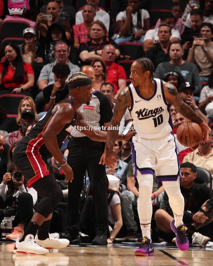 热火终结国王连胜，豪取十连胜