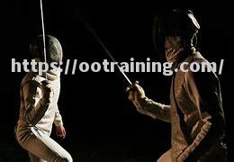 墨西哥击剑选手咬牙坚持成功