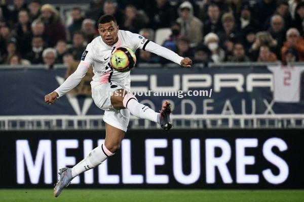 尼斯击败波尔多，守住法甲榜首