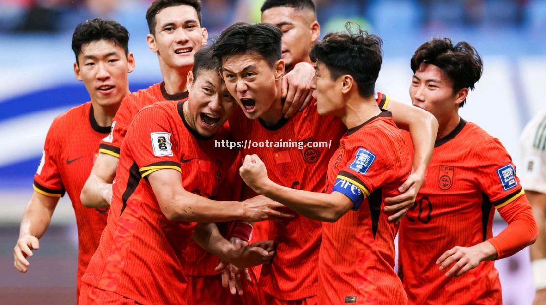 足球职业联赛中一场关键战役上演，球队实力悬殊